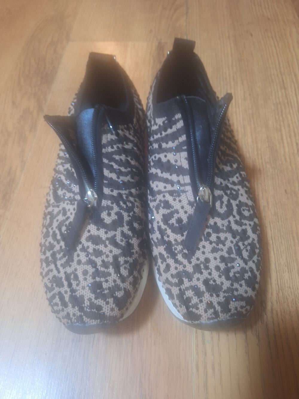 Womens Kenneth Cole Reaction Cameron Zip Jewel Jogger Sneakers. Black And...